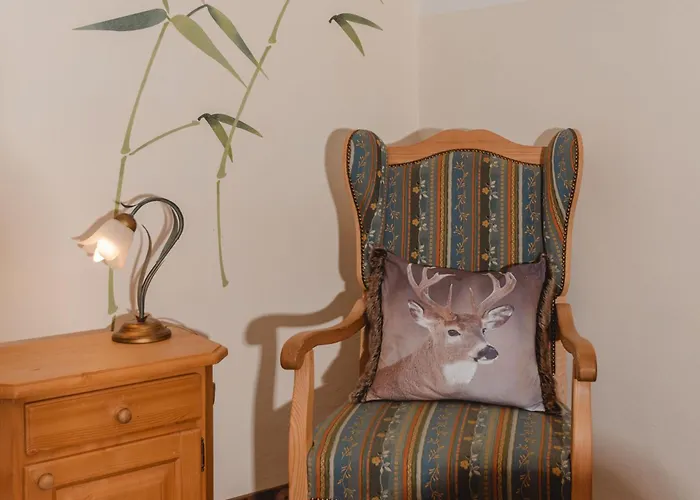 Lägenhet Haus Koetschach-4 By Interhome